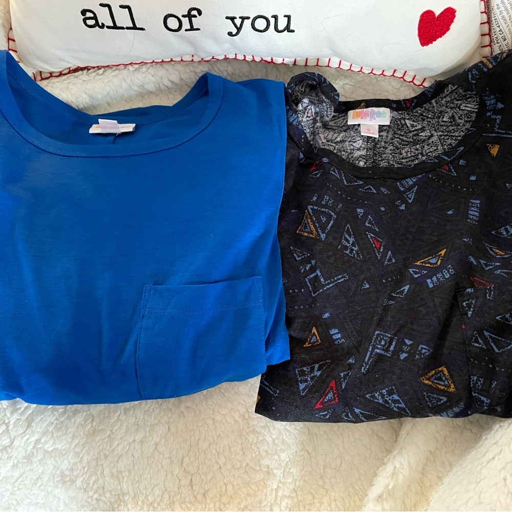 2 LuLaRoe dresses.  Size S
